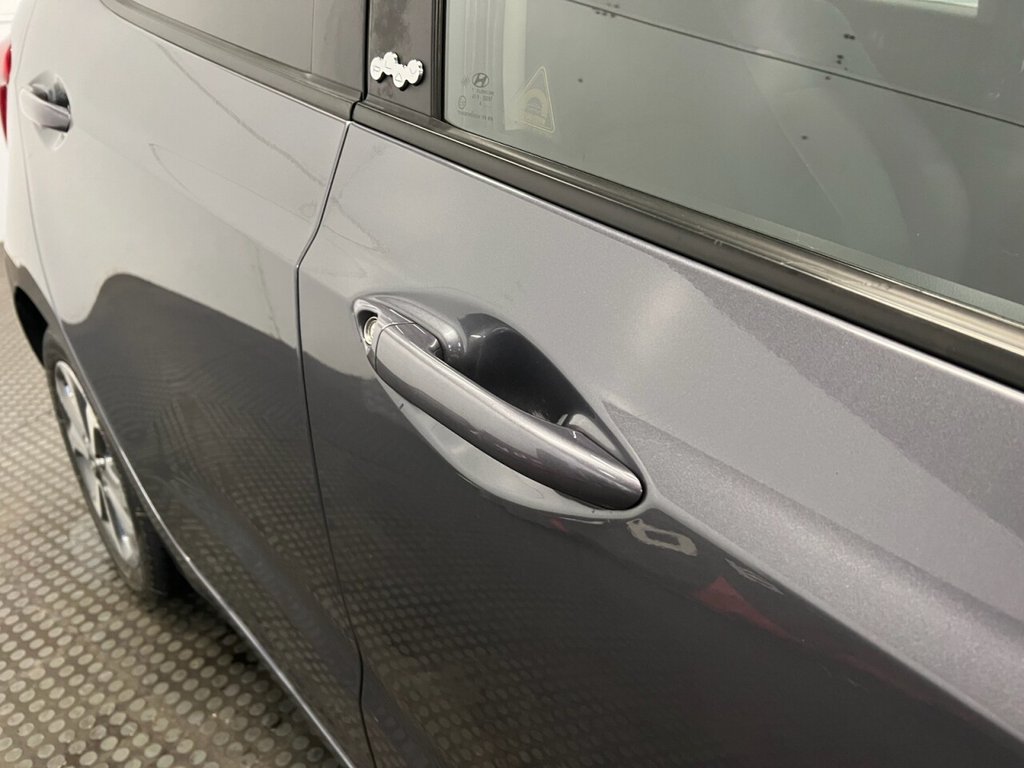 Used Hyundai i10 2019 for sale - 76798209: Photo 11