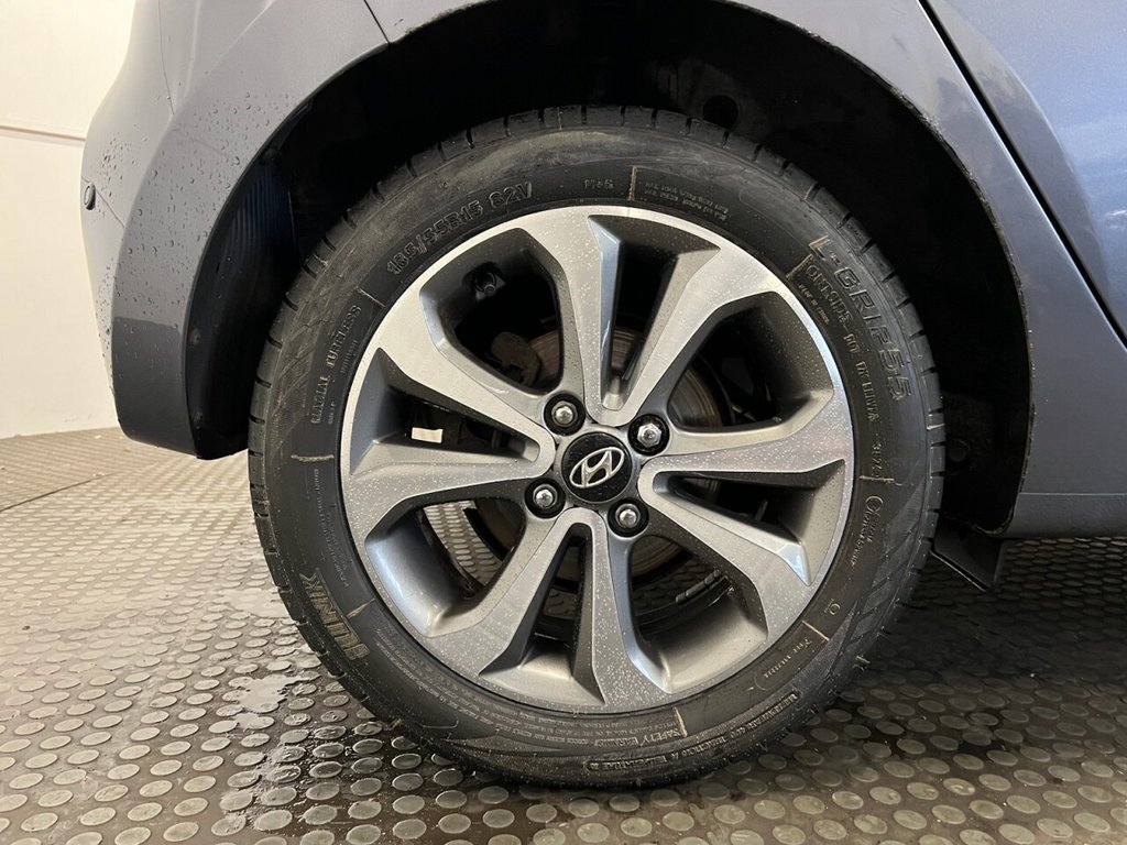 Used Hyundai i10 2019 for sale - 76798209: Photo 13