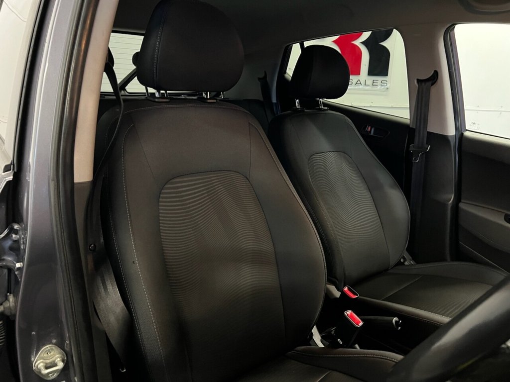 Used Hyundai i10 2019 for sale - 76798209: Photo 22