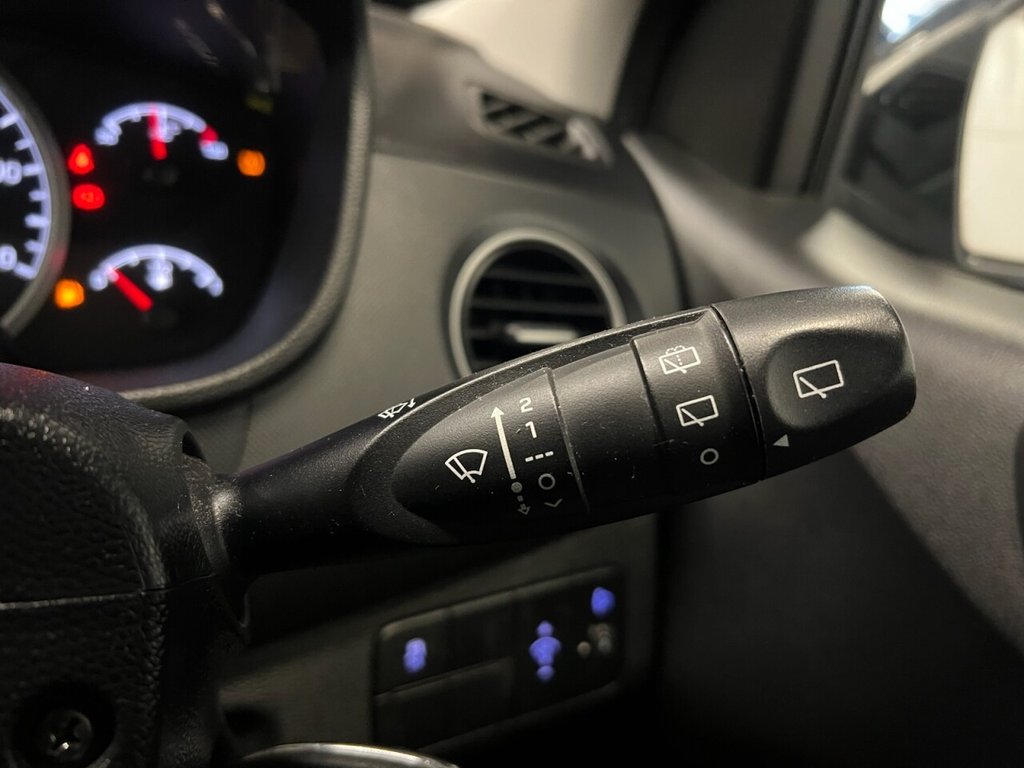 Used Hyundai i10 2019 for sale - 76798209: Photo 30