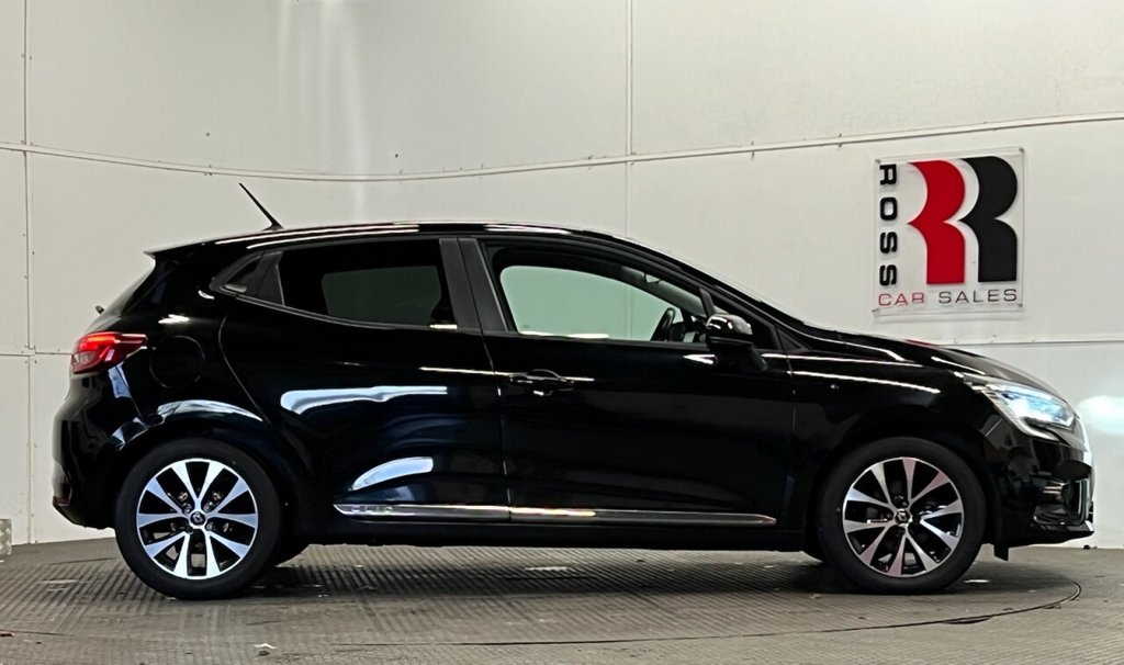 Used Renault Clio 2021 for sale - 77153161: Photo 2