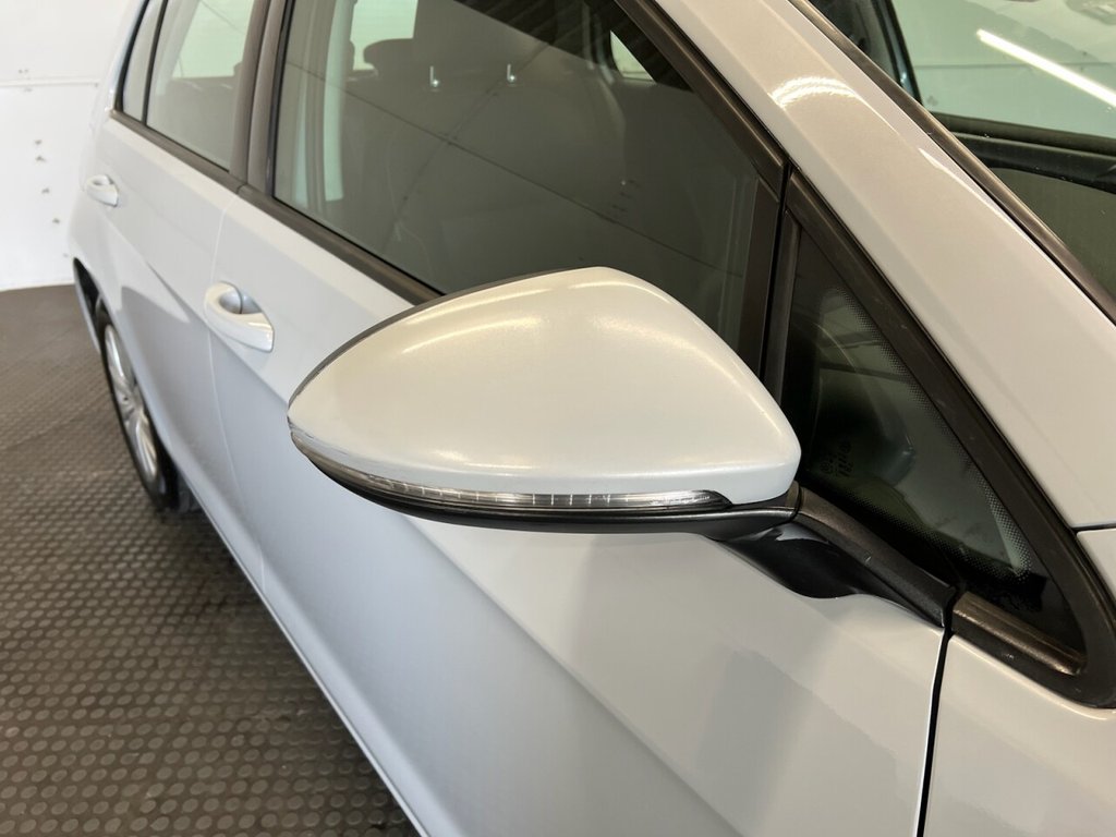 Used Volkswagen Golf 2017 for sale - 76386611: Photo 10