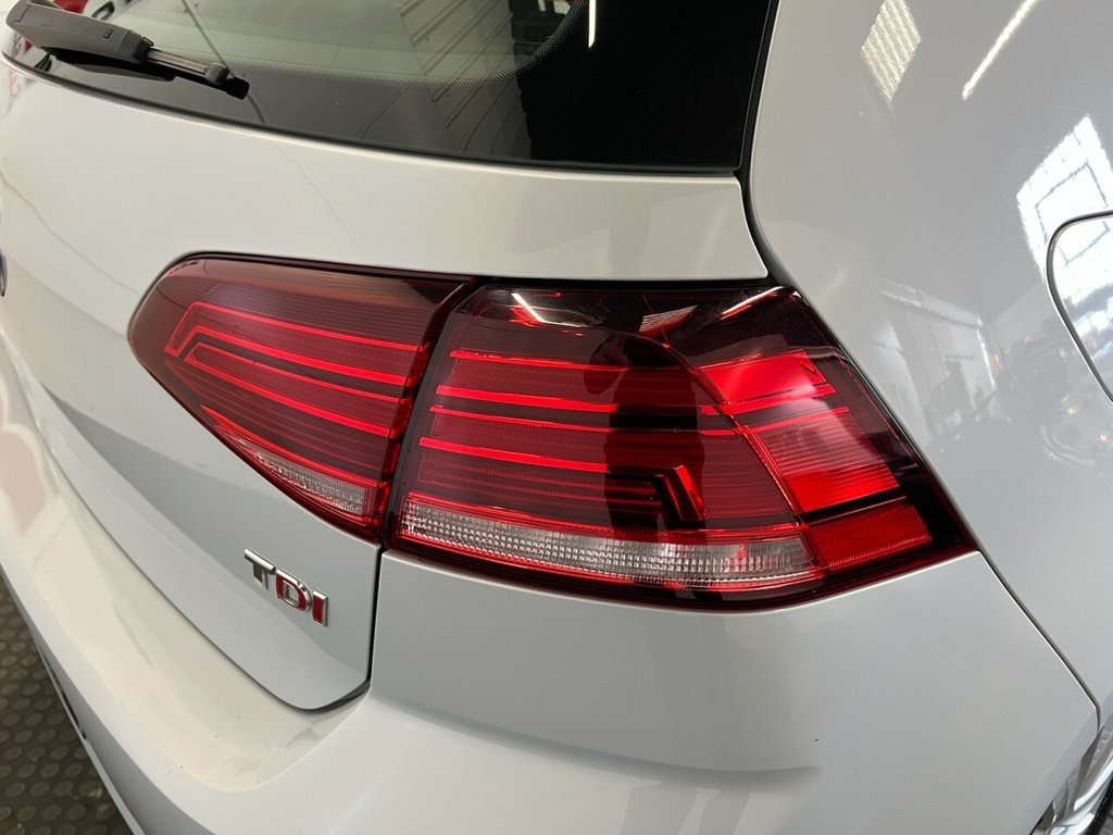 Used Volkswagen Golf 2017 for sale - 76386611: Photo 12