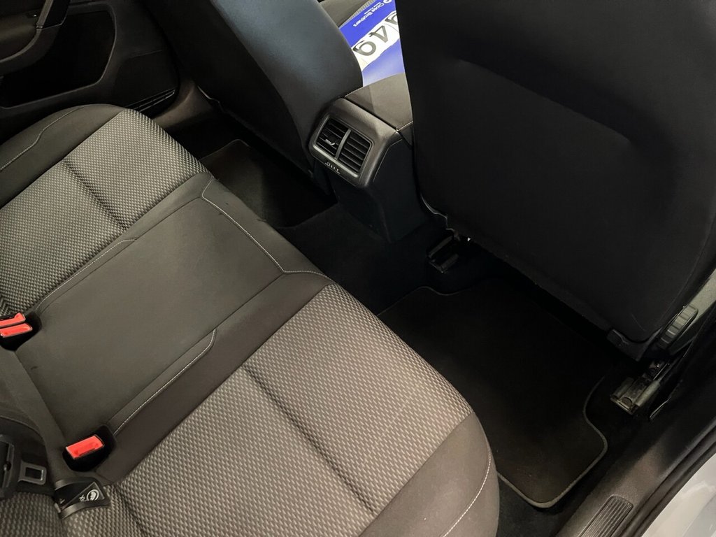 Used Volkswagen Golf 2017 for sale - 76386611: Photo 16