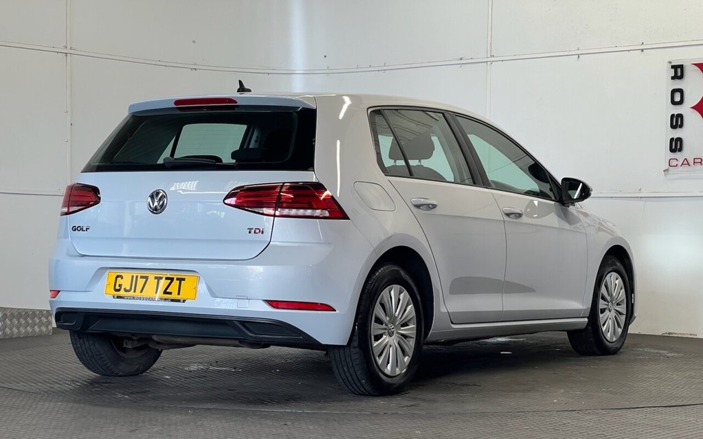 Used Volkswagen Golf 2017 for sale - 76386611: Photo 3
