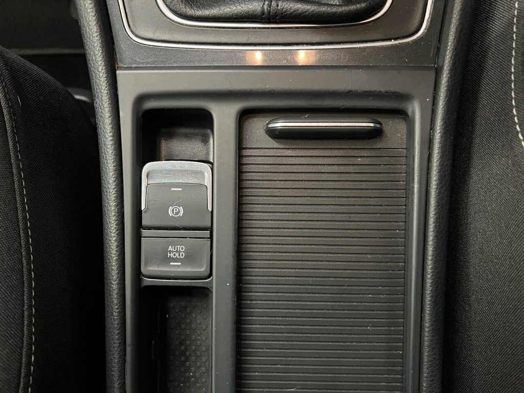 Used Volkswagen Golf 2017 for sale - 76386611: Photo 30