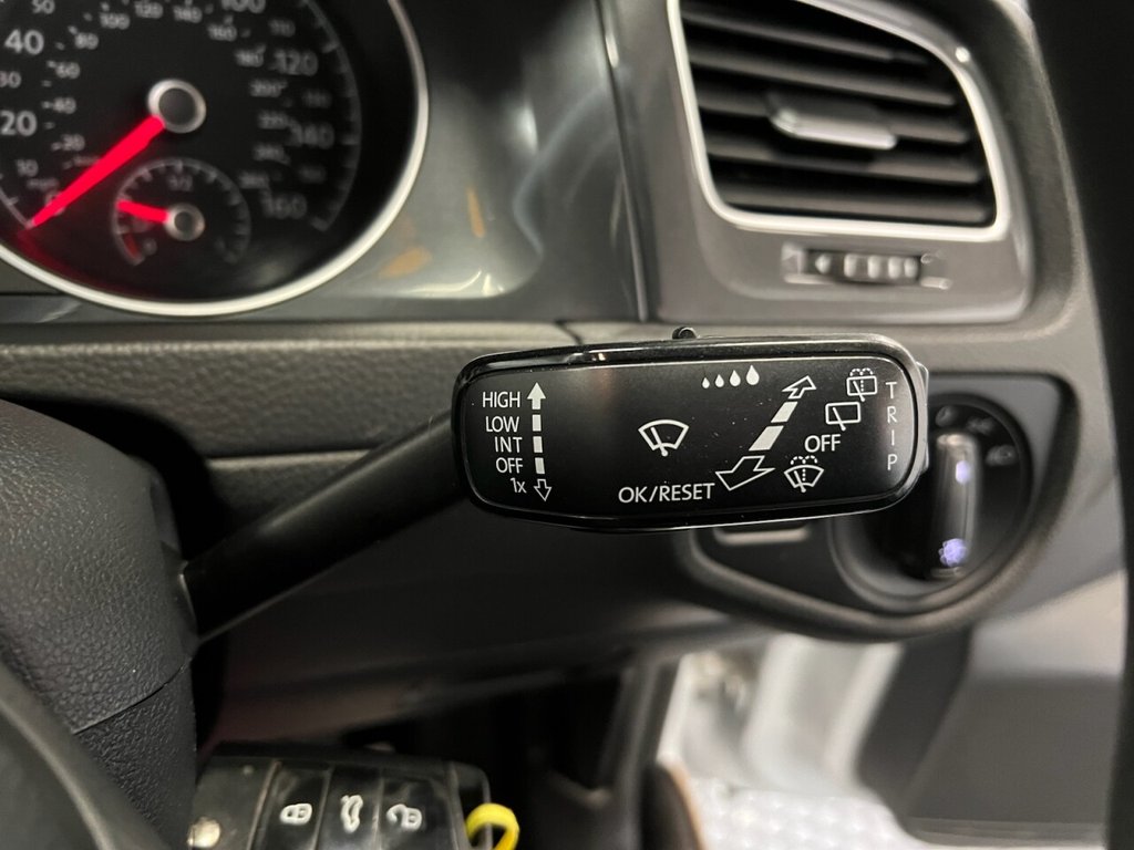 Used Volkswagen Golf 2017 for sale - 76386611: Photo 33