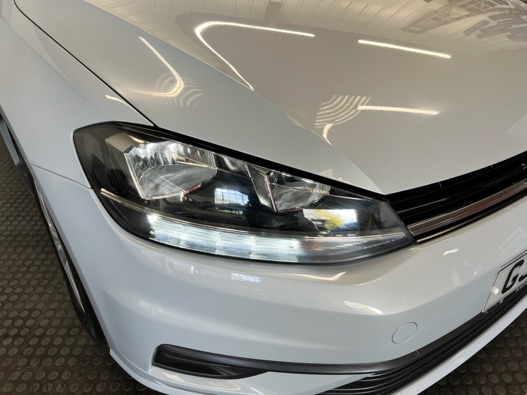 Used Volkswagen Golf 2017 for sale - 76386611: Photo 9