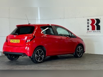 Used Toyota Yaris 2015 for sale - 78619055: Photo