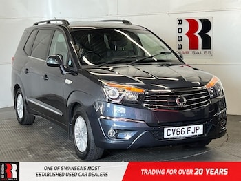 Used Ssangyong Turismo 2016 for sale - 78350326: Photo
