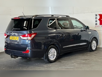 Used Ssangyong Turismo 2016 for sale - 78350326: Photo