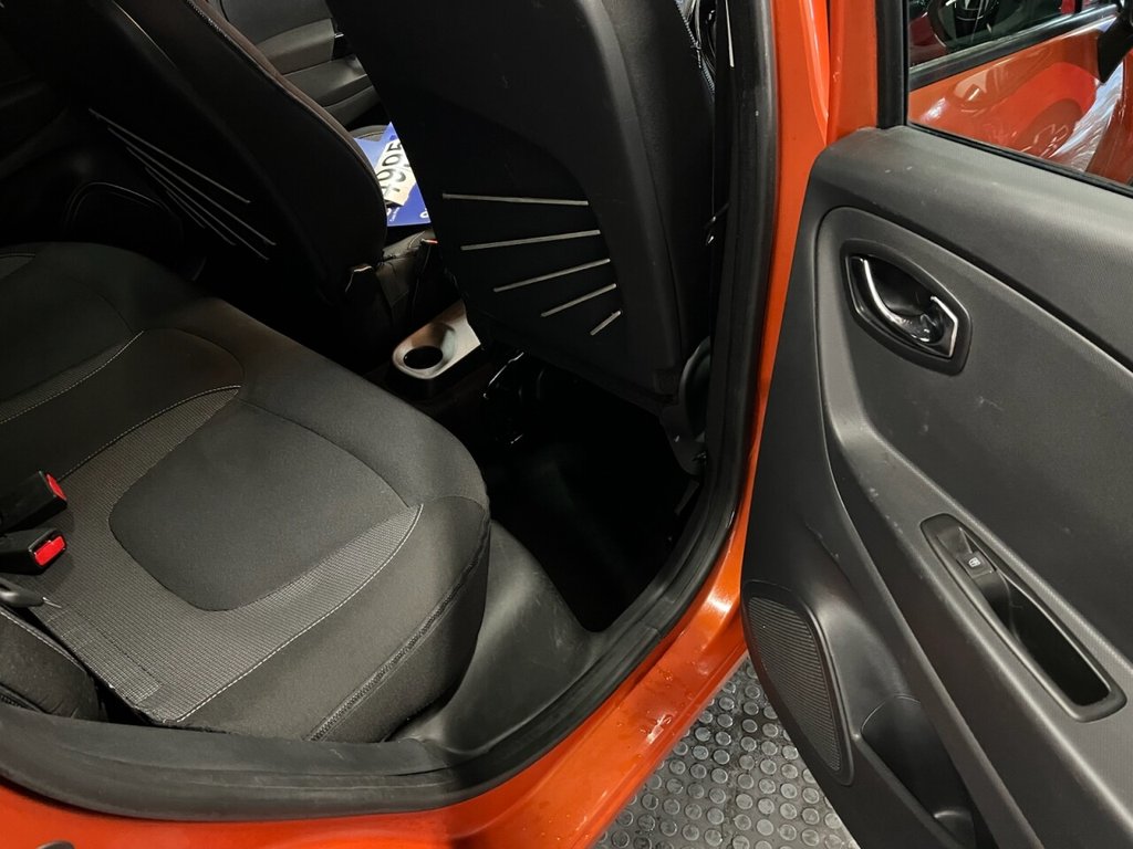 Used Renault Captur 2014 for sale - 76783357: Photo 15