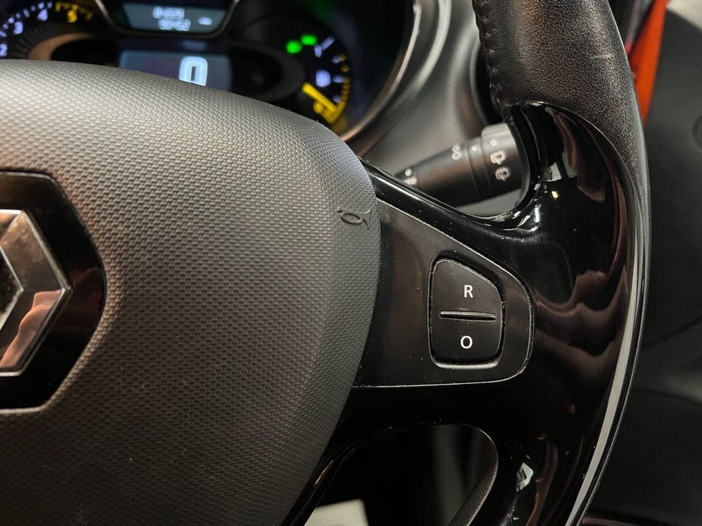 Used Renault Captur 2014 for sale - 76783357: Photo 32