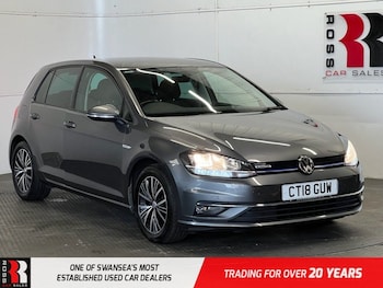 Used Volkswagen Golf 2018 for sale - 78487499: Photo