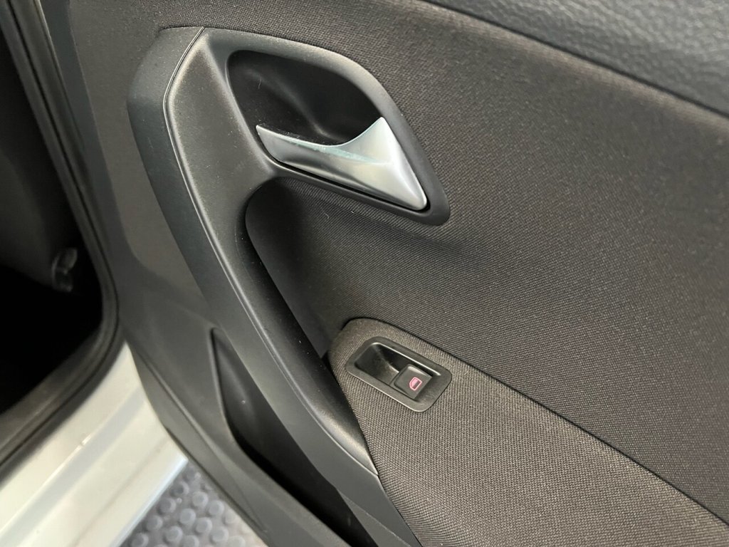 Used Volkswagen Polo 2017 for sale - 76740651: Photo 18