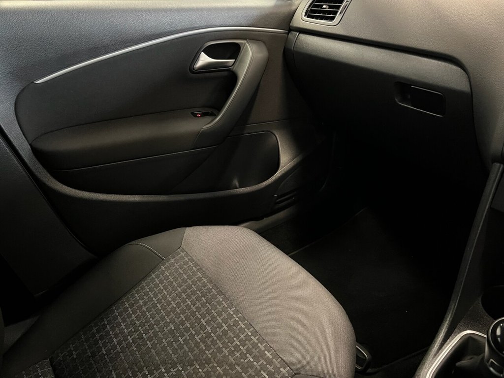 Used Volkswagen Polo 2017 for sale - 76740651: Photo 33