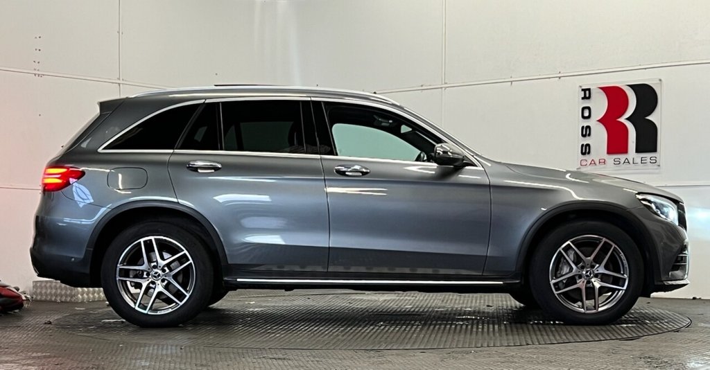 Used Mercedes-Benz GLC 2019 for sale - 77171919: Photo 2
