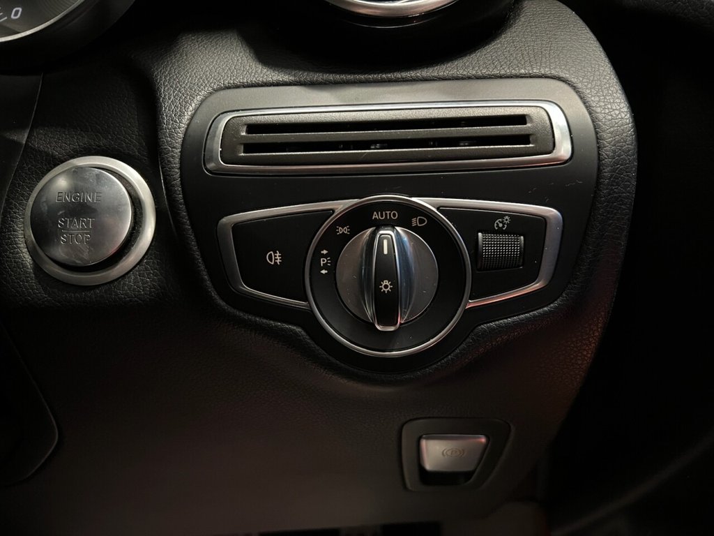 Used Mercedes-Benz GLC 2019 for sale - 77171919: Photo 37