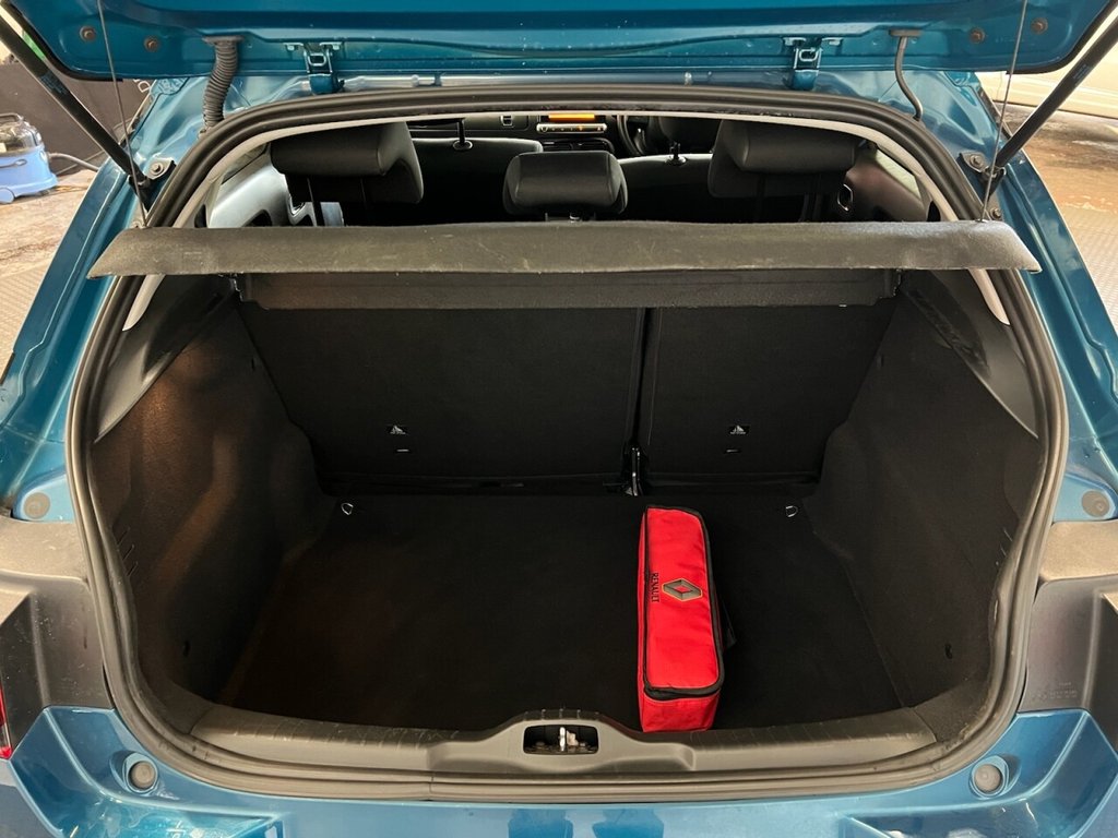 Used Citroen C4 Cactus 2019 for sale - 76820683: Photo 14