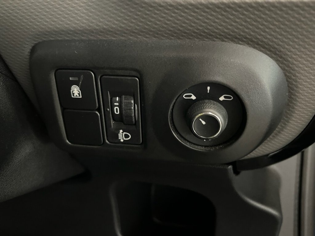 Used Citroen C4 Cactus 2019 for sale - 76820683: Photo 32