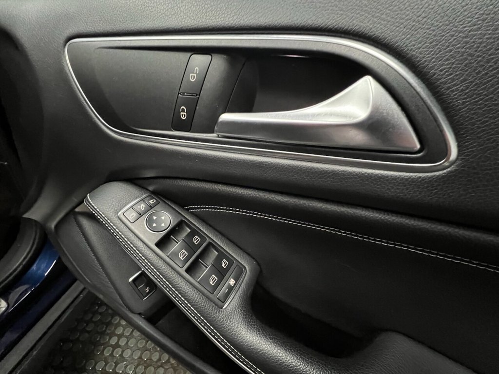 Used Mercedes-Benz GLA 2018 for sale - 76470302: Photo 14