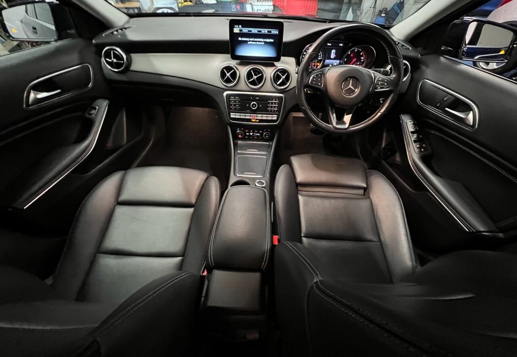 Used Mercedes-Benz GLA 2018 for sale - 76470302: Photo 18