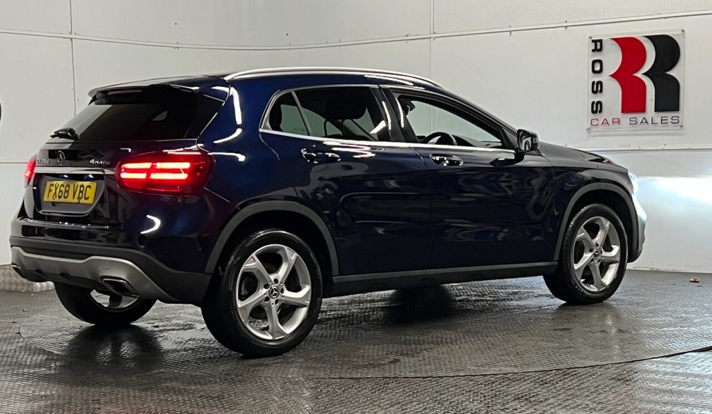 Used Mercedes-Benz GLA 2018 for sale - 76470302: Photo 2