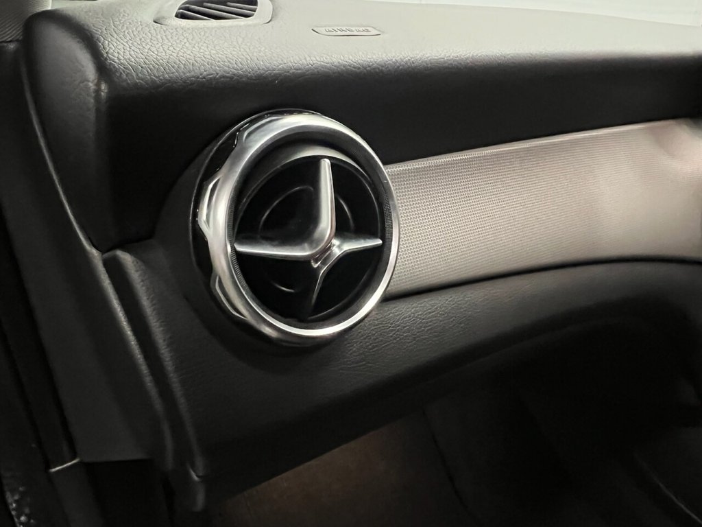 Used Mercedes-Benz GLA 2018 for sale - 76470302: Photo 30