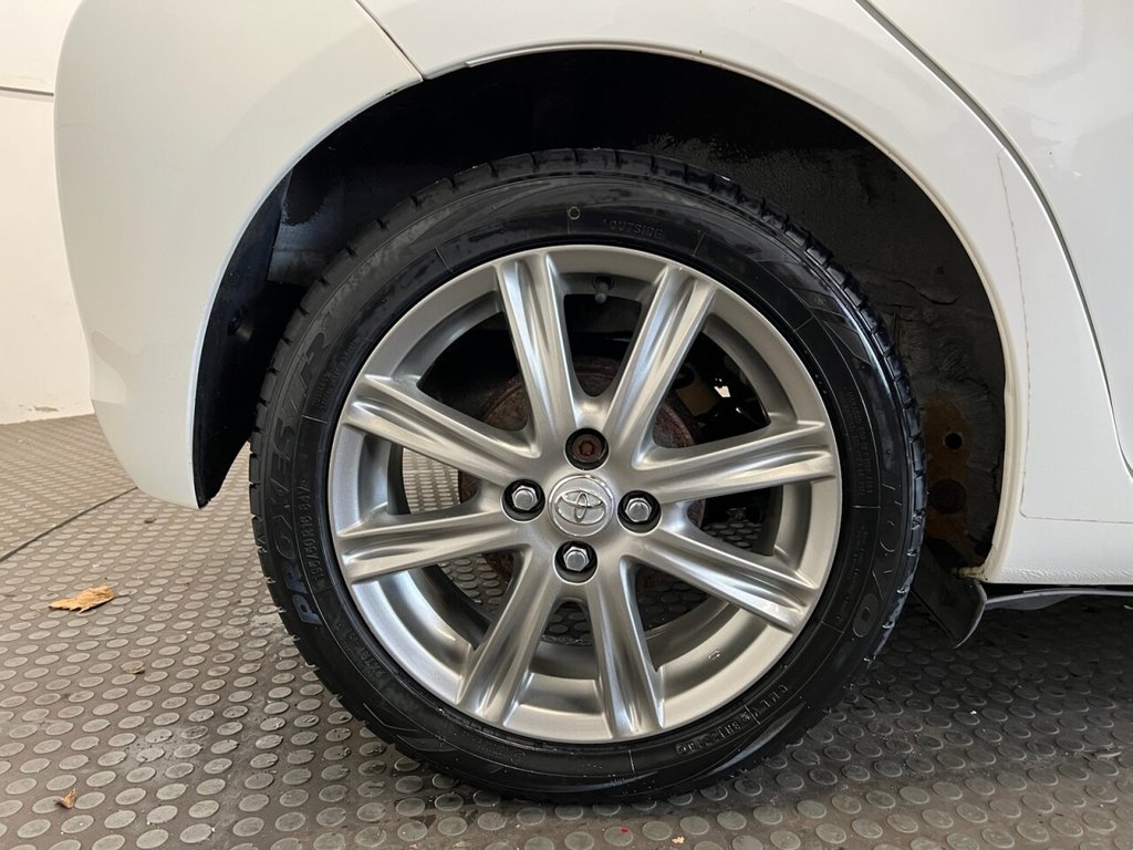 Used Toyota Yaris 2013 for sale - 76406401: Photo 13