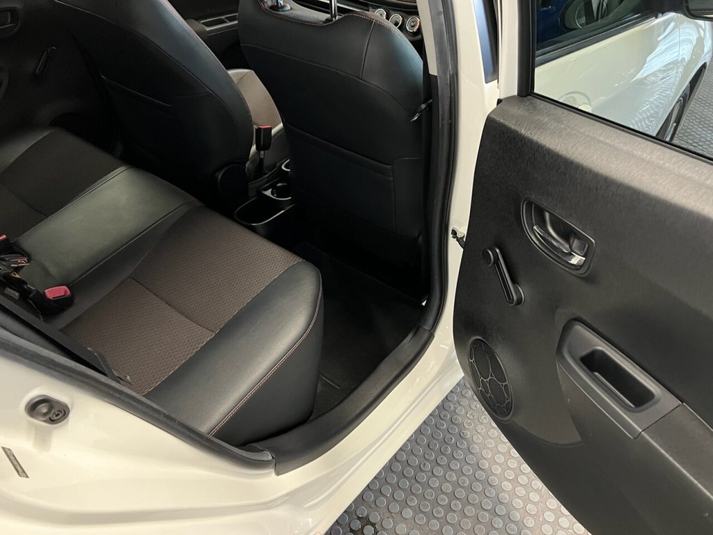 Used Toyota Yaris 2013 for sale - 76406401: Photo 15