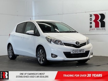 Used Toyota Yaris 2013 for sale - 76406401: Photo