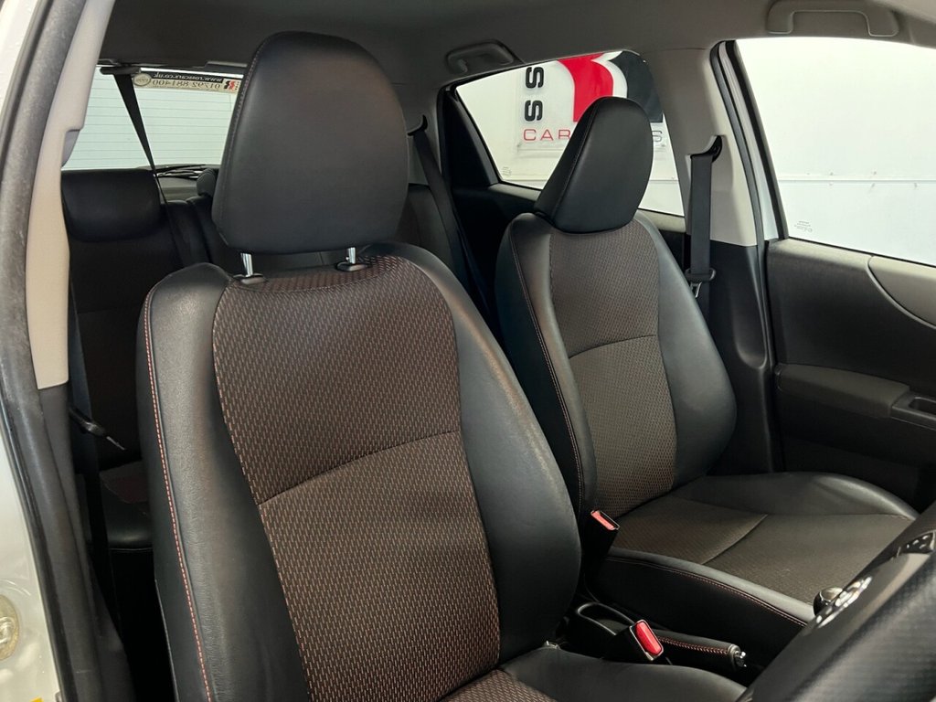 Used Toyota Yaris 2013 for sale - 76406401: Photo 21