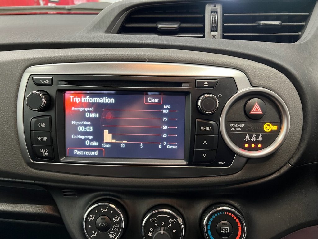 Used Toyota Yaris 2013 for sale - 76406401: Photo 23