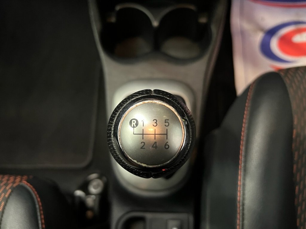 Used Toyota Yaris 2013 for sale - 76406401: Photo 25