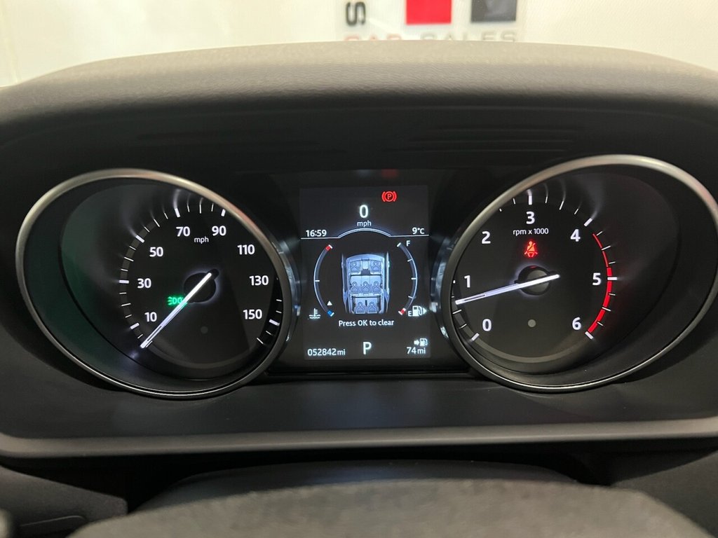 Used Land Rover Discovery 2017 for sale - 77212863: Photo 34