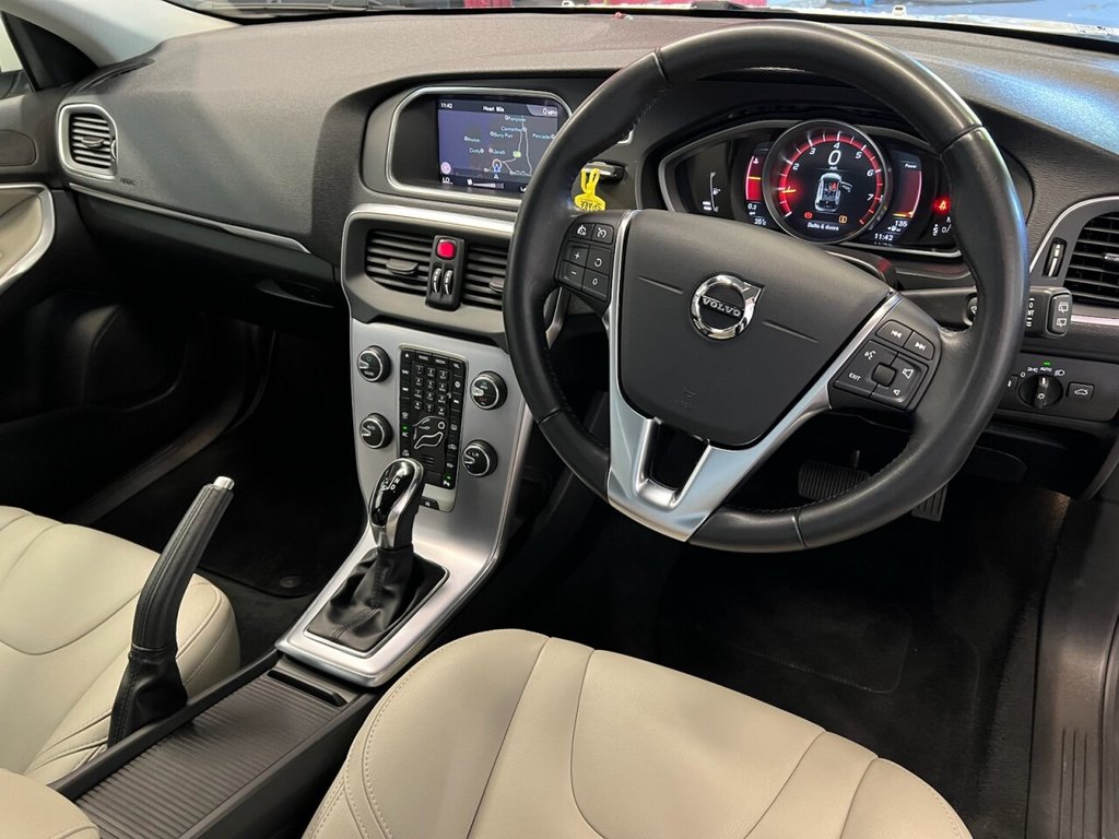 Used Volvo V40 2018 for sale - 77383512: Photo 21