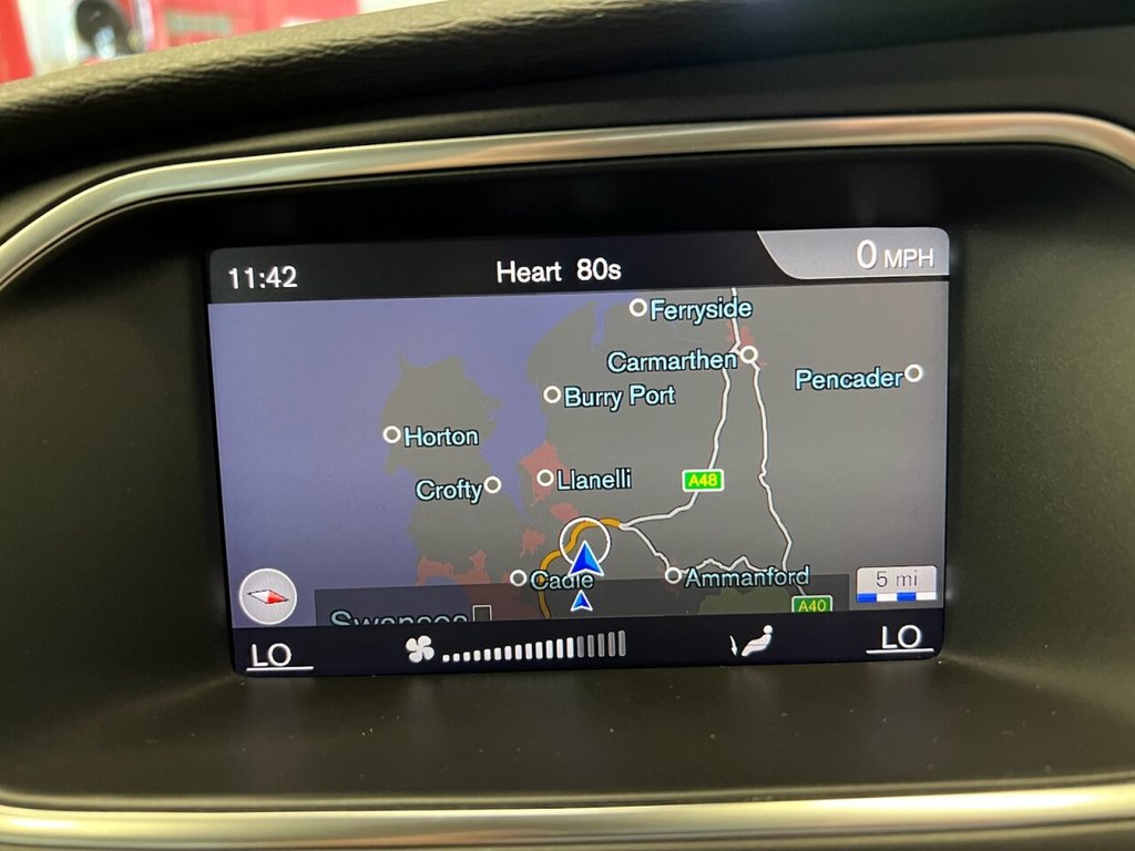 Used Volvo V40 2018 for sale - 77383512: Photo 24