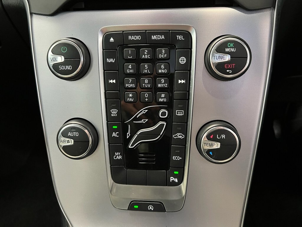 Used Volvo V40 2018 for sale - 77383512: Photo 26