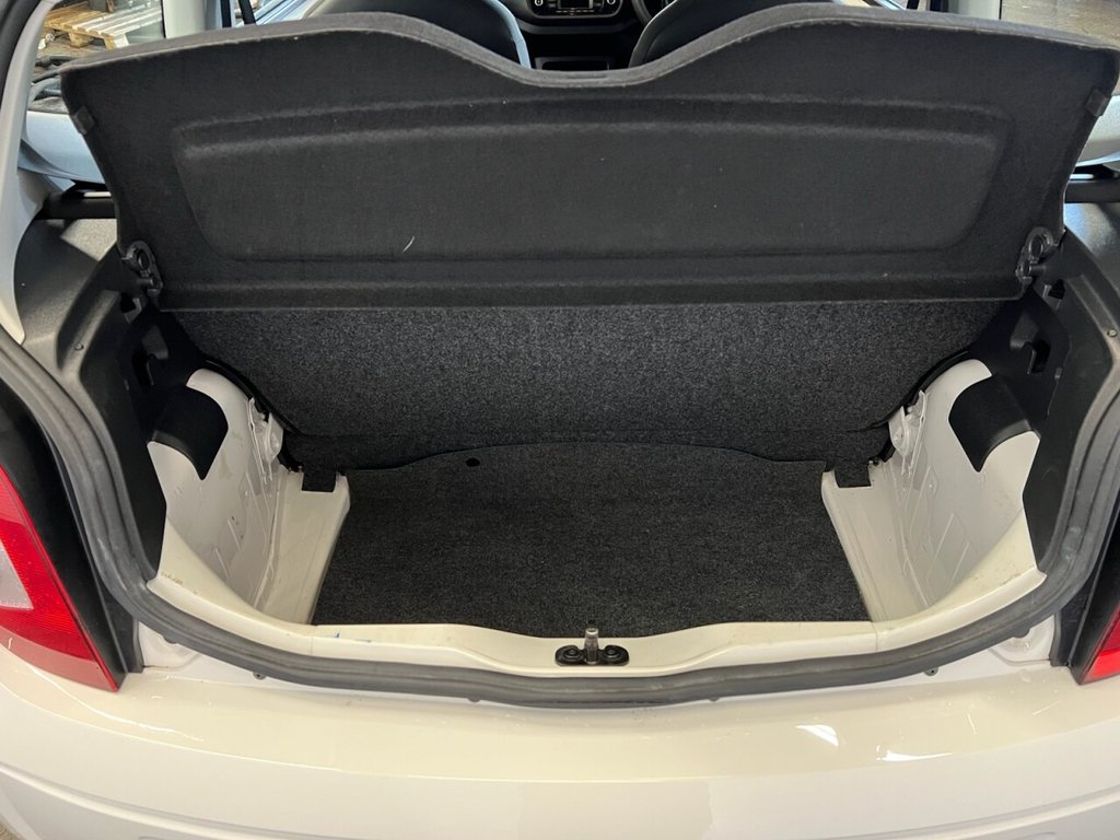 Used Volkswagen up! 2012 for sale - 78016772: Photo 14