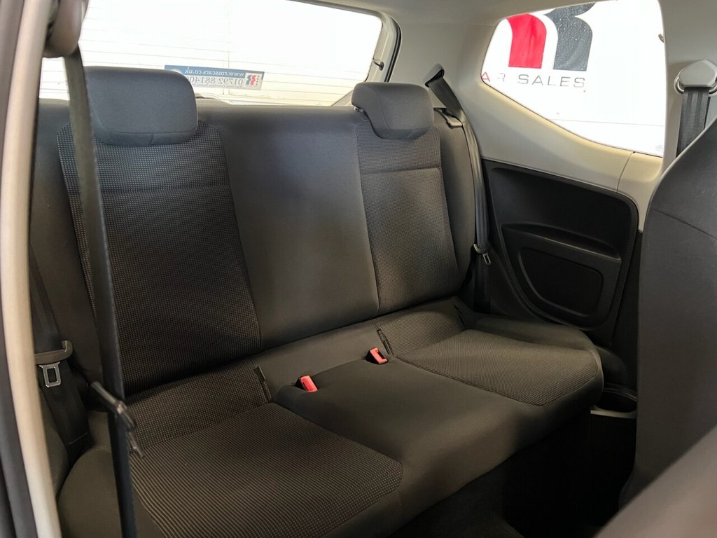 Used Volkswagen up! 2012 for sale - 78016772: Photo 15