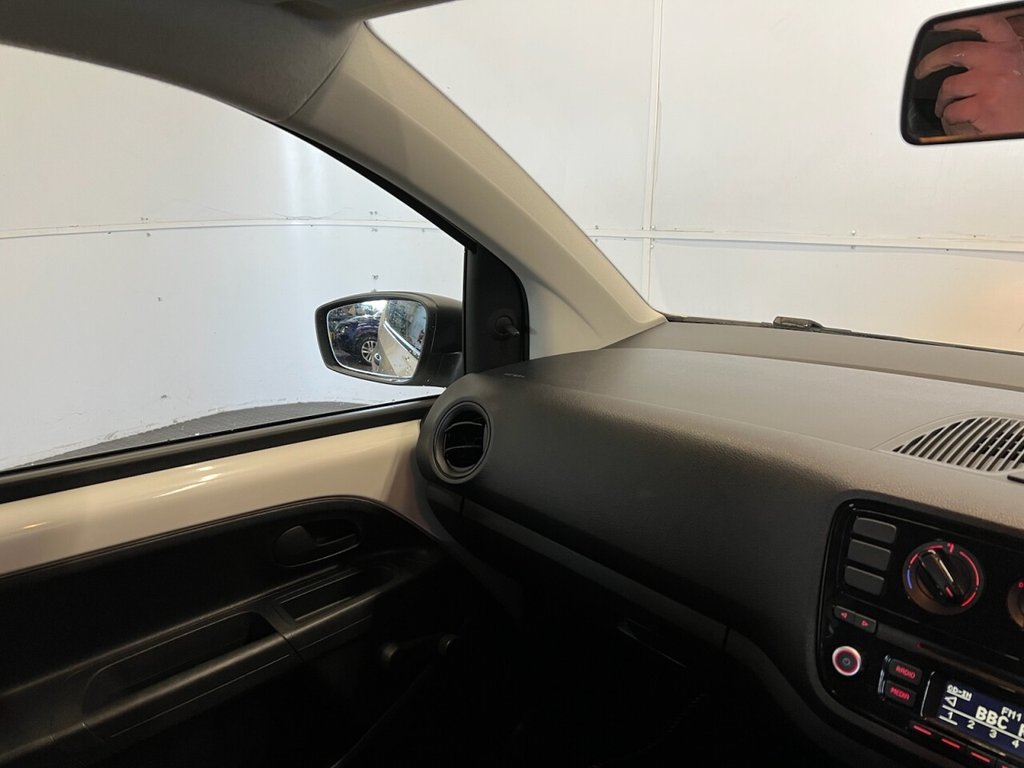 Used Volkswagen up! 2012 for sale - 78016772: Photo 23