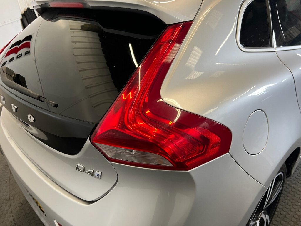 Used Volvo V40 2016 for sale - 77835413: Photo 12