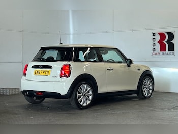 Used MINI Hatch 2018 for sale - 78556998: Photo