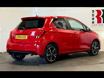 Used Toyota Yaris 2015 for sale - 74734824: Photo