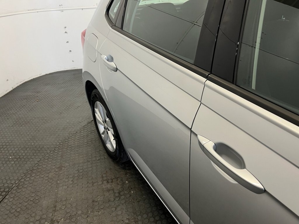 Used Volkswagen Polo 2018 for sale - 77720391: Photo 11