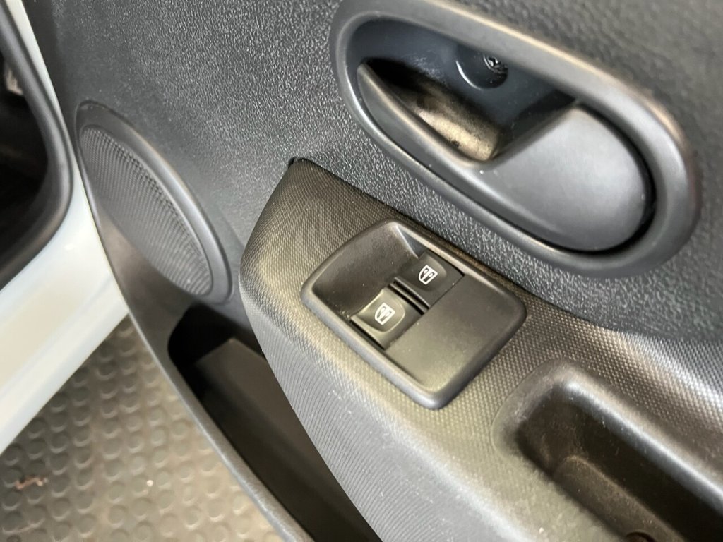 Used Dacia Sandero Stepway 2019 for sale - 78029986: Photo 19