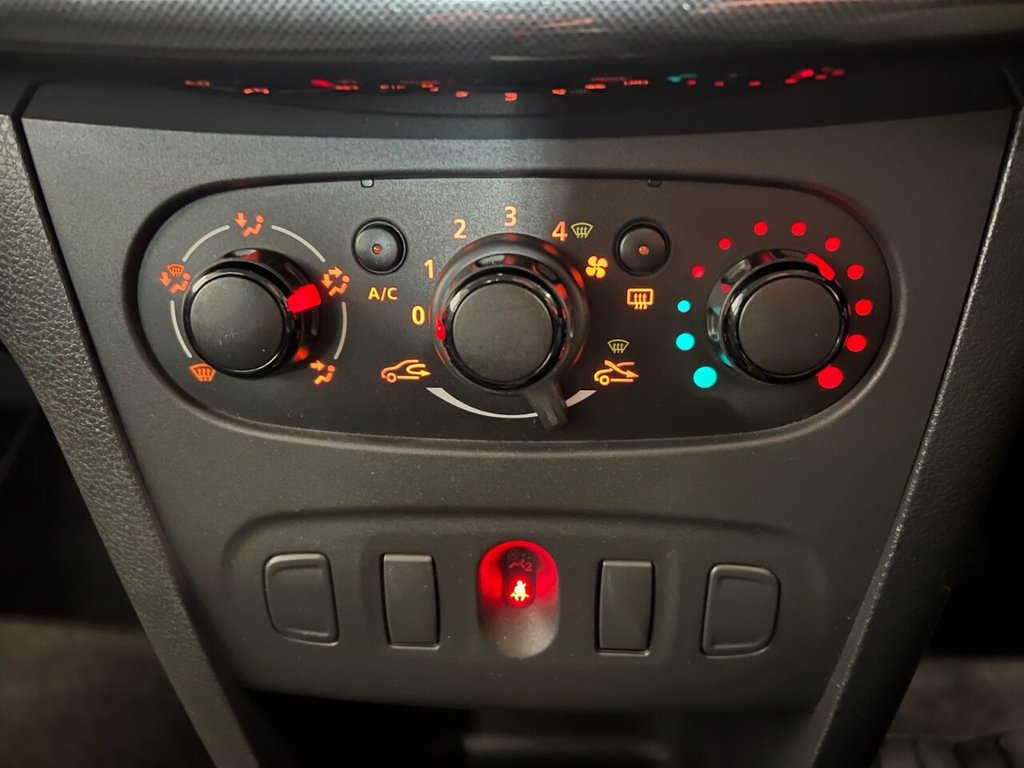 Used Dacia Sandero Stepway 2019 for sale - 78029986: Photo 23