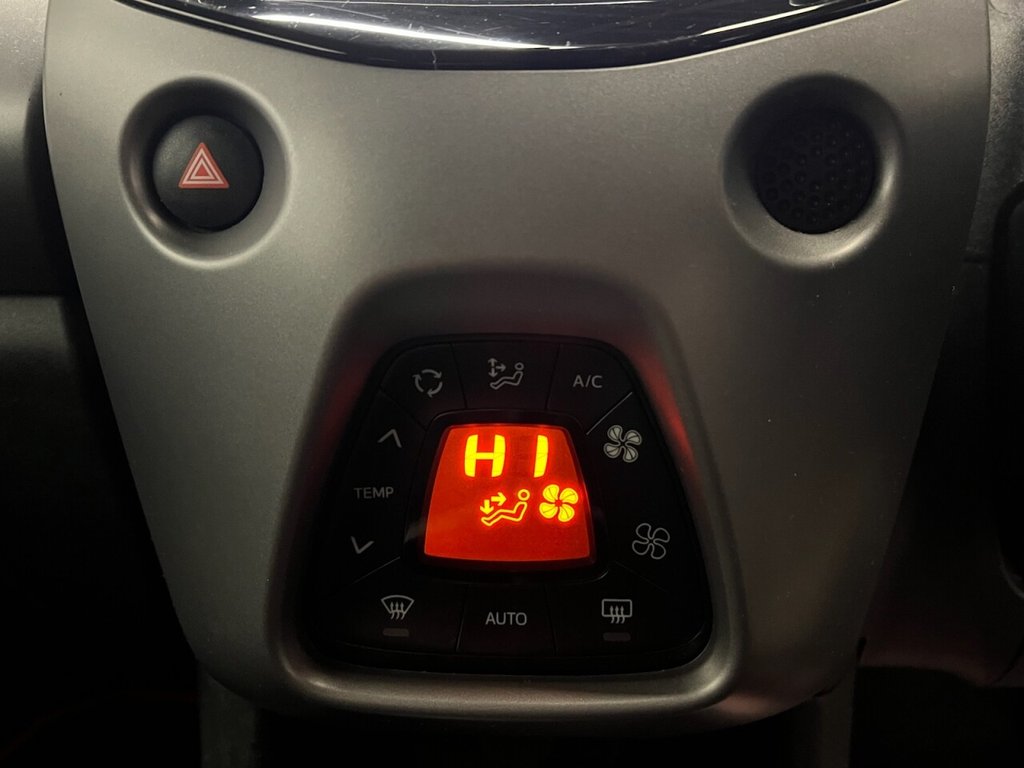 Used Toyota AYGO 2019 for sale - 76985836: Photo 23