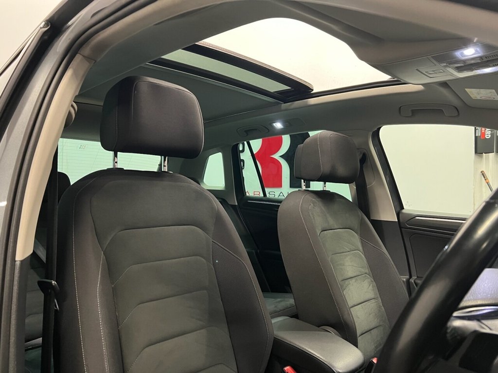 Used Volkswagen Tiguan 2016 for sale - 76923598: Photo 22