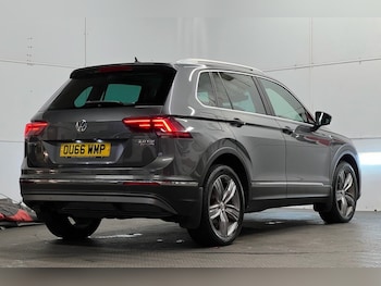 Used Volkswagen Tiguan 2016 for sale - 76923598: Photo